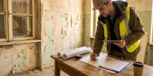 Renovierungsbedürftige Wohnung kaufen: Zustand, Kosten, Risiken in Österreich prüfen